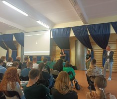 Powiększ zdjęcie zdjęcia ze spotkań