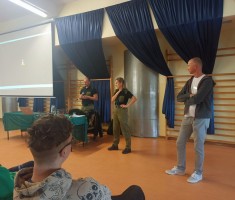 Powiększ zdjęcie zdjęcia ze spotkań