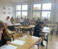 Powiększ zdjęcie Olimpiada Ekonomiczna