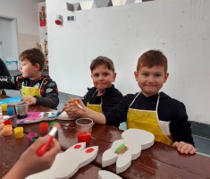 Powiększ zdjęcie Wspólnie z przedszkolakami