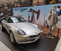 Powiększ zdjęcie Samochód BMW Z8