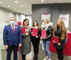 Przejdź do - Kredyty, rachunki, lokaty – uczymy się od EKSPERTÓW