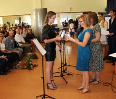Powiększ zdjęcie Wręczanie nagród