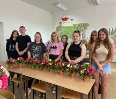 Przejdź do - Warsztaty florystyczne w ramach projektu "Praktyk dziś, zawodowiec jutro"