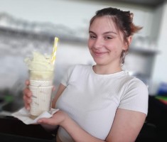 Powiększ zdjęcie zdjęcie ze szkolenia barmańskiego