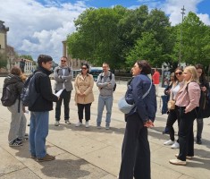 Powiększ zdjęcie Uczestnicy job shadowing podczas zwiedzania miasta