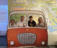 Powiększ zdjęcie Zwiedzanie Centrum Historii