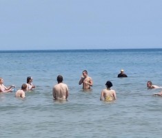 Powiększ zdjęcie Rimini - kąpiel w Adriatyku