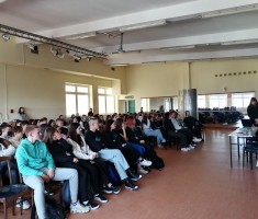 Powiększ zdjęcie Uczniowie podczas wykładu