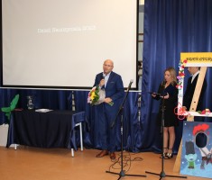 Powiększ zdjęcie Przemówienia zaproszonych gości