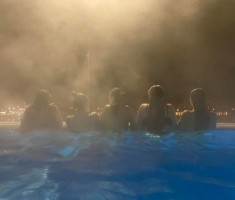 Powiększ zdjęcie Uczestnicy wycieczki w Termach Maltańskich