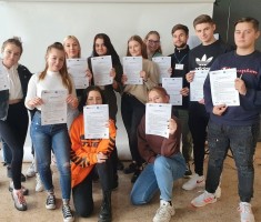 Powiększ zdjęcie Przedstawiciele fikcyjnej firmy PROJECT ink