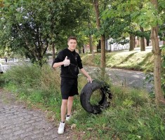 Powiększ zdjęcie Uczniowie naszej Szkoły podczas akcji Sprzątanie Świata